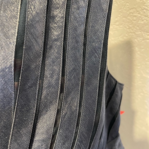 Dress - Picture 7 of 8